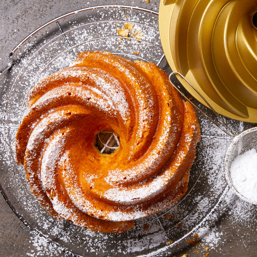   Eierlikr-Kuchen in der Spiralblten-Backform