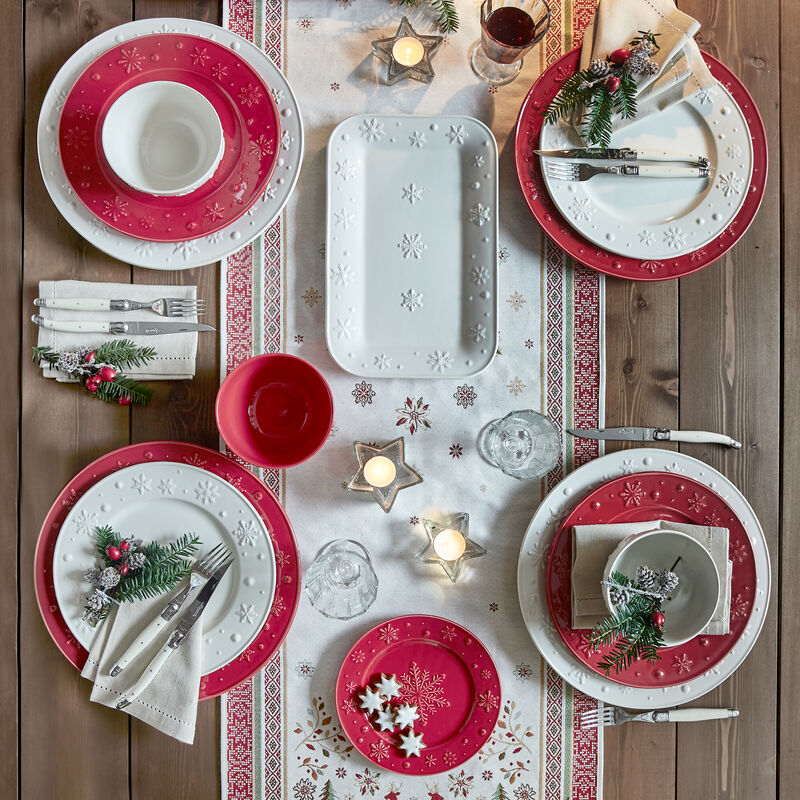 Stilvolles Weihnachtsgeschirr mit Schneeflocken Reliefdekor: Platzteller Bild 2