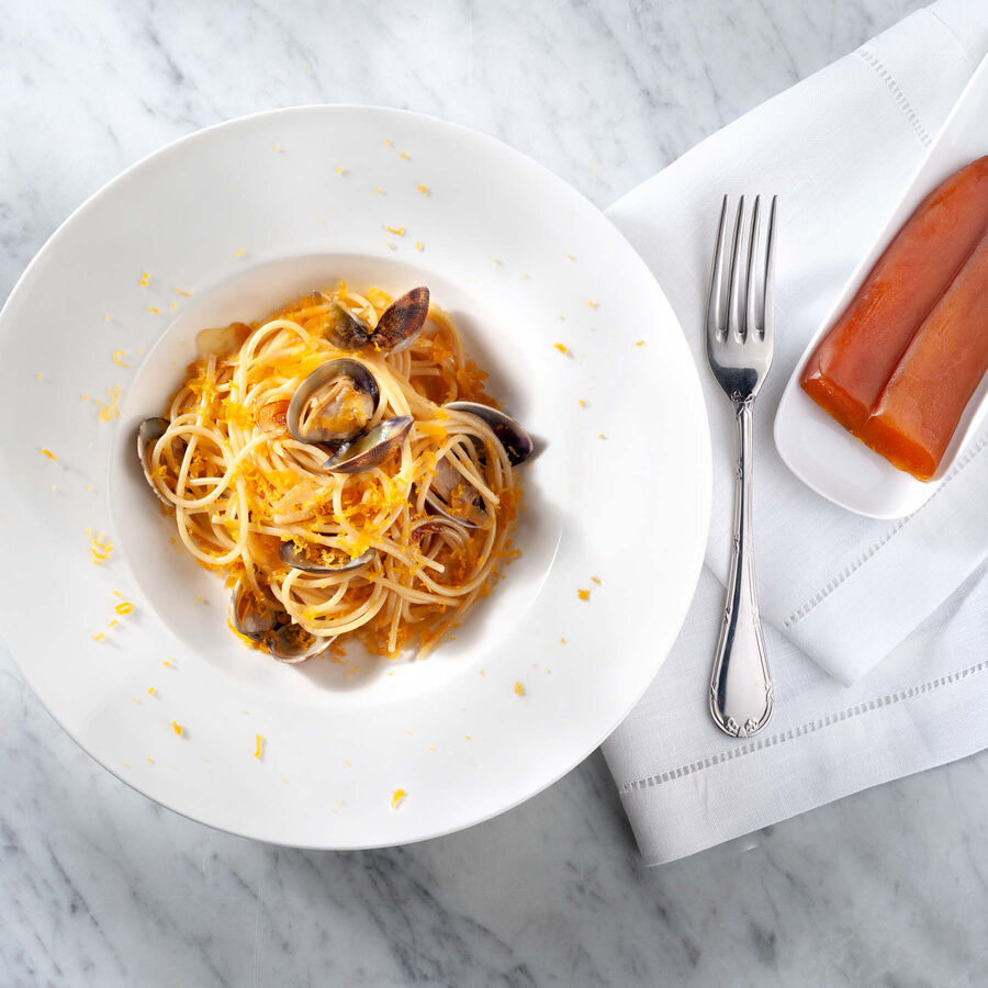 Bottarga di Muggine: Sardische Fischdelikatesse mit feinem Meeresgeschmack Bild 2
