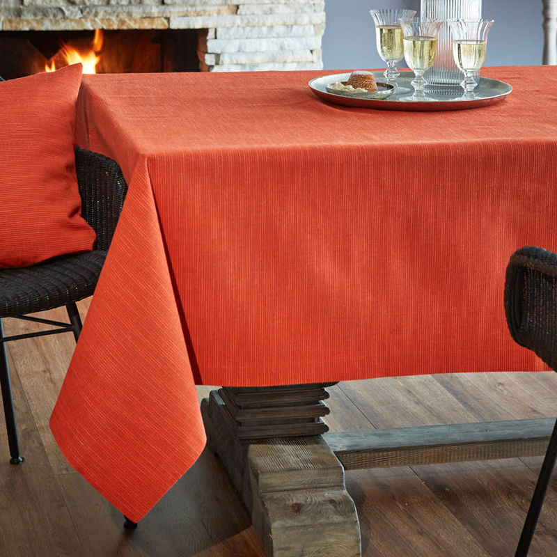 Lichtechte und fleckabweisende Jacquard-Tischdecken leuchten in Herbstfarben Bild 3