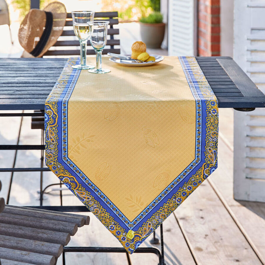 Tischlaufer Provenzalische Edel Tischwasche In Einzigartiger