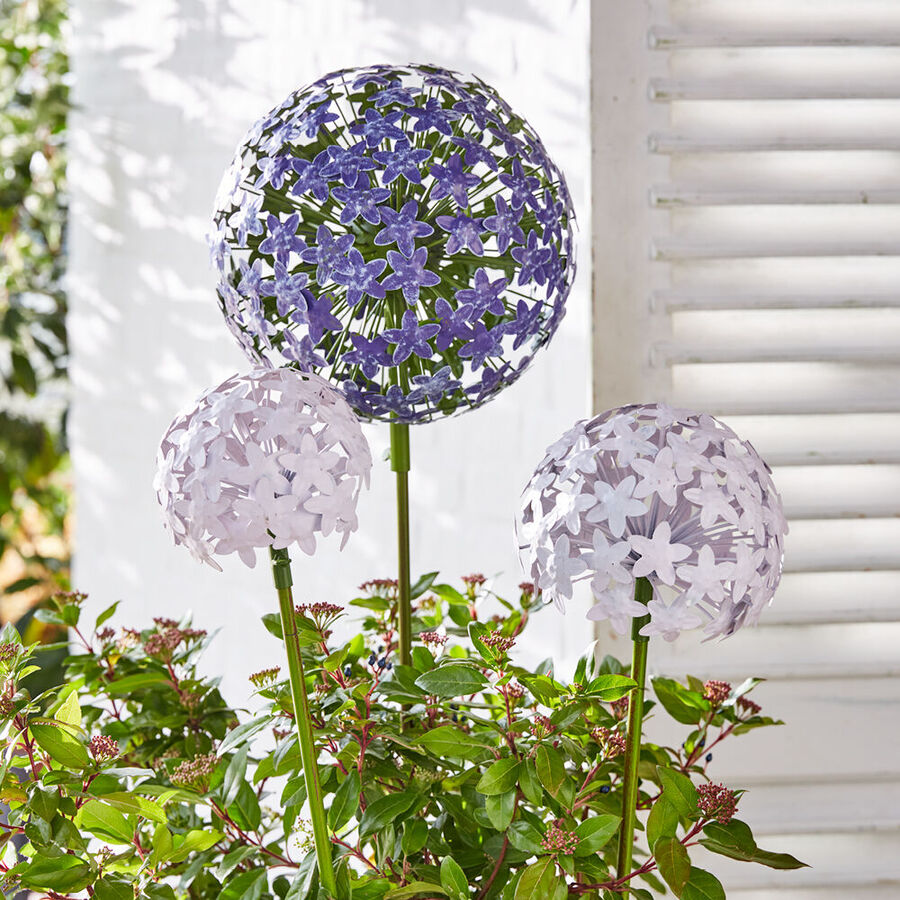 Blumen-Gartenstecker belebt das Frühjahrsbeet - Julia Grote Shop