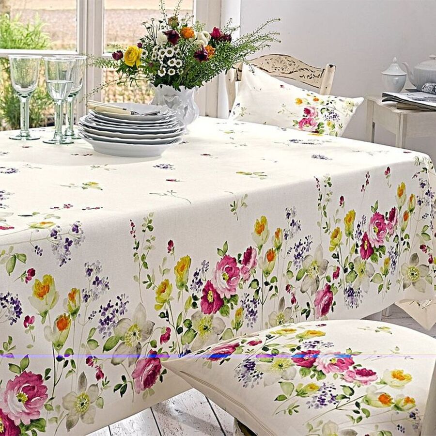 Tischdecke: Farbenpracht für sommerlich gedeckte Tische - Julia Grote Shop