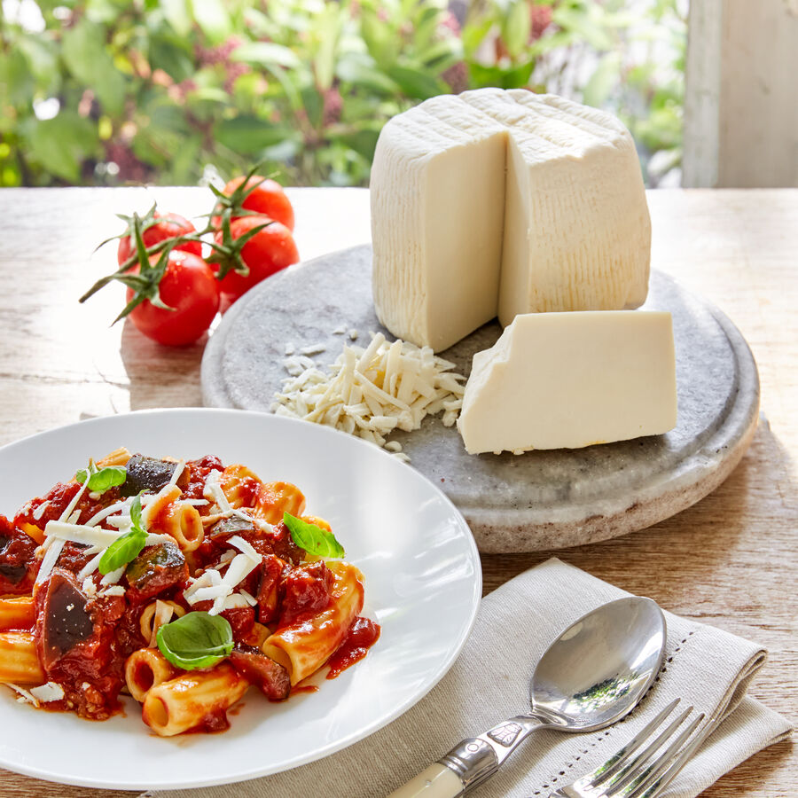 Sizilianische Kse-Spezialitt: Ricotta Salata Bild 2