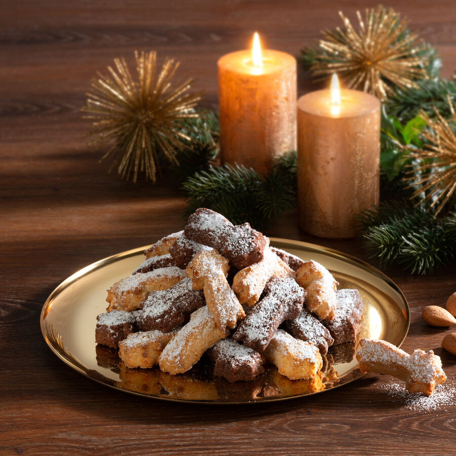 Klassisches italienisches Weihnachtsgebck Pasticcini alla Mandorla, Kekse, Italien, Mandelgebck Bild 2