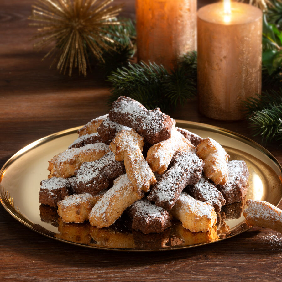 Klassisches italienisches Weihnachtsgebck Pasticcini alla Mandorla e cacao, Kekse, Italien, Mandelgebck Bild 2