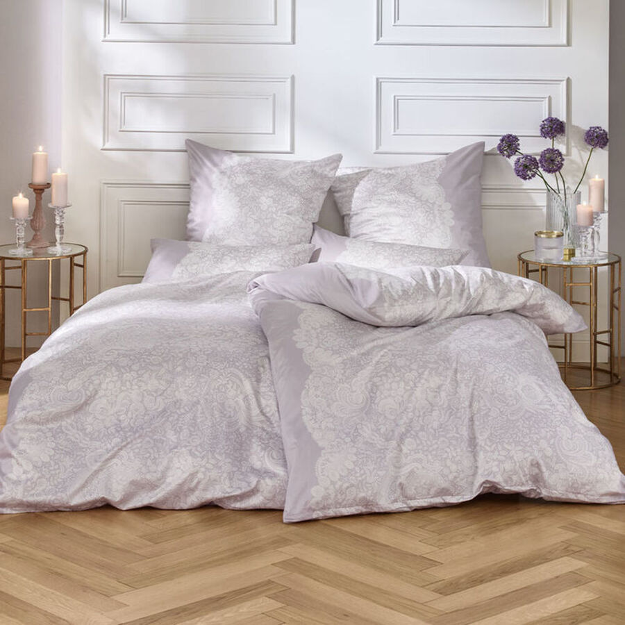 Romantische Spitzen Bettwasche Aus Schweizer Premium Satin Julia