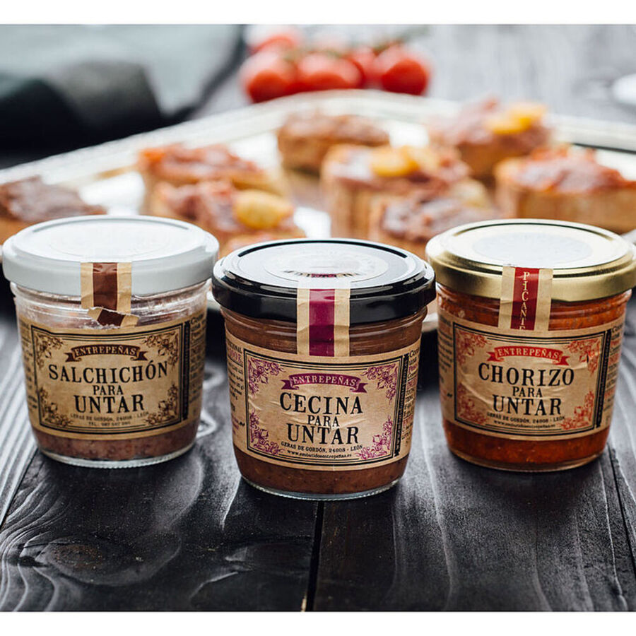 Tapa-Cremes-Set: Delikate regionale Fleisch Spezialitäten ...