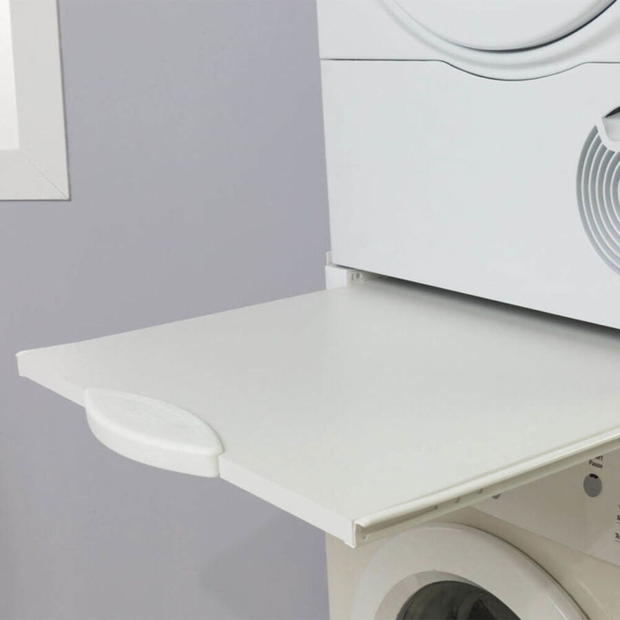 Verbinden Sie Waschmaschine und Trockner mit zusätzlicher Ablagefläche