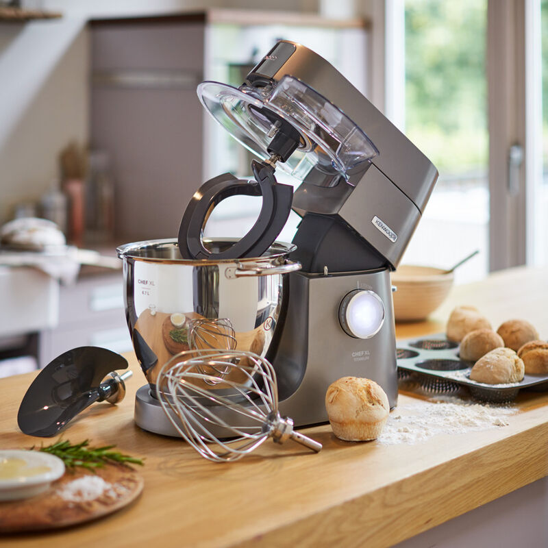 Leistungsstarke Kenwood-Küchenmaschine mit umfangreichem Zubehör genügt professionellen Ansprüchen Bild 3