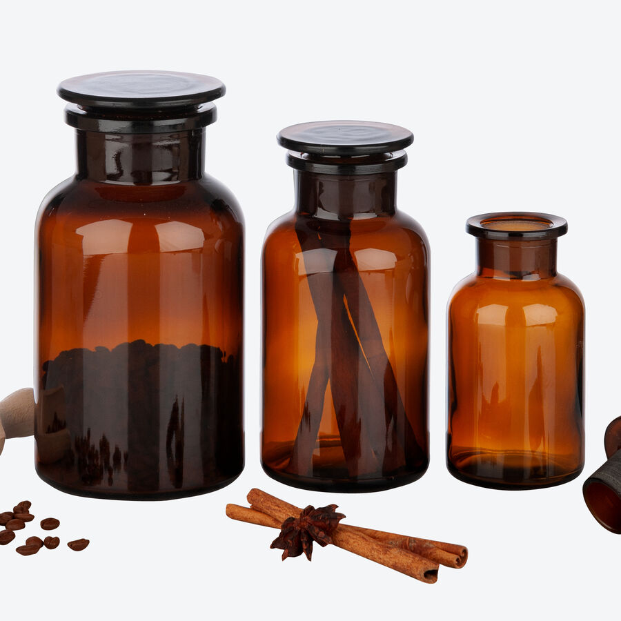 Dekorative Apotheker-Vorratsflaschen
