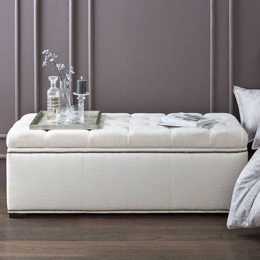 Exklusive Betttruhe bietet viel Stauraum - Julia Grote Shop