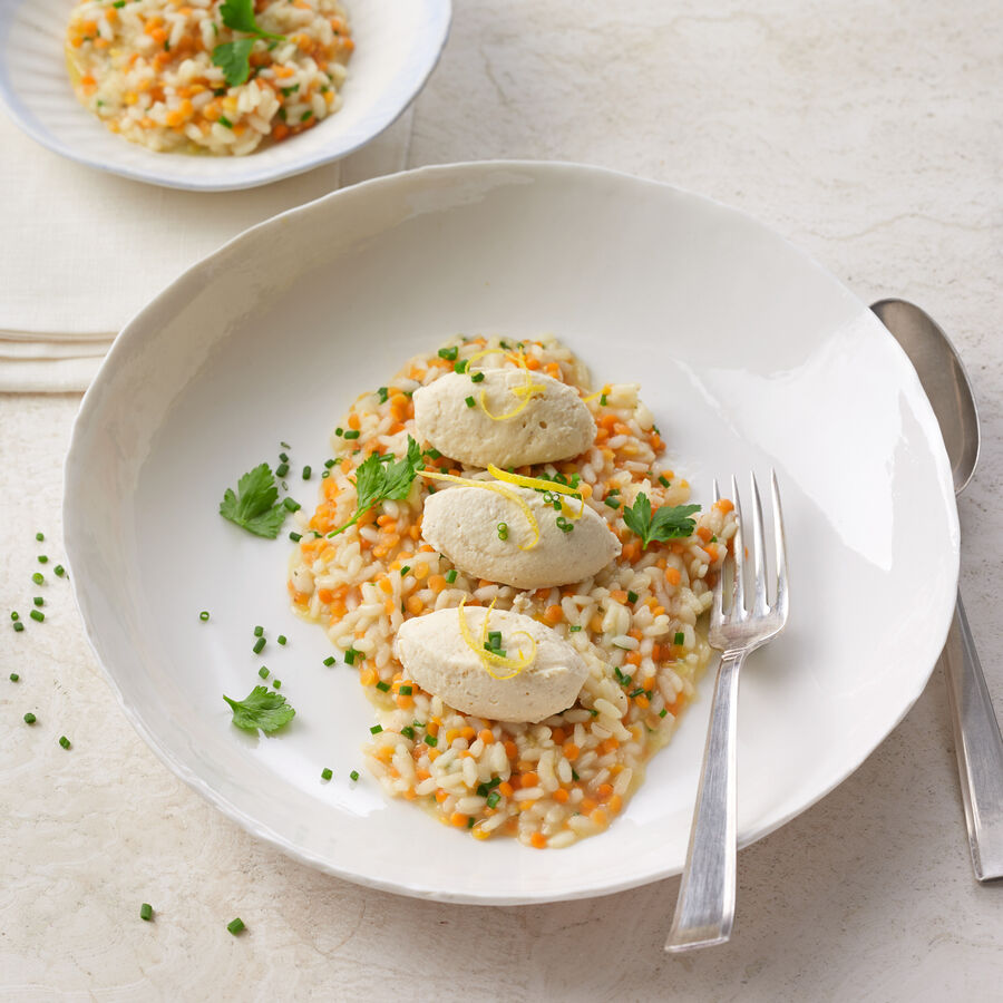 Geflgelklchen auf Rote Linsen Risotto