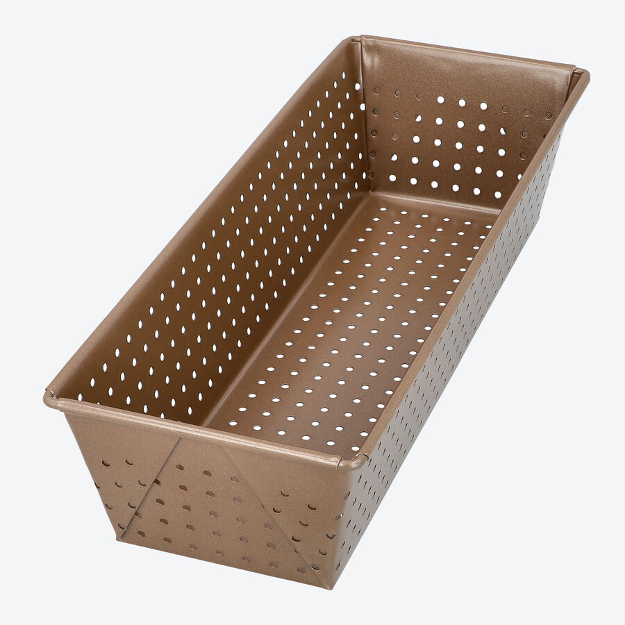Knusprig-krosse Brote gelingen perfekt in gelochter Backform, Brotbackform, Kastenform