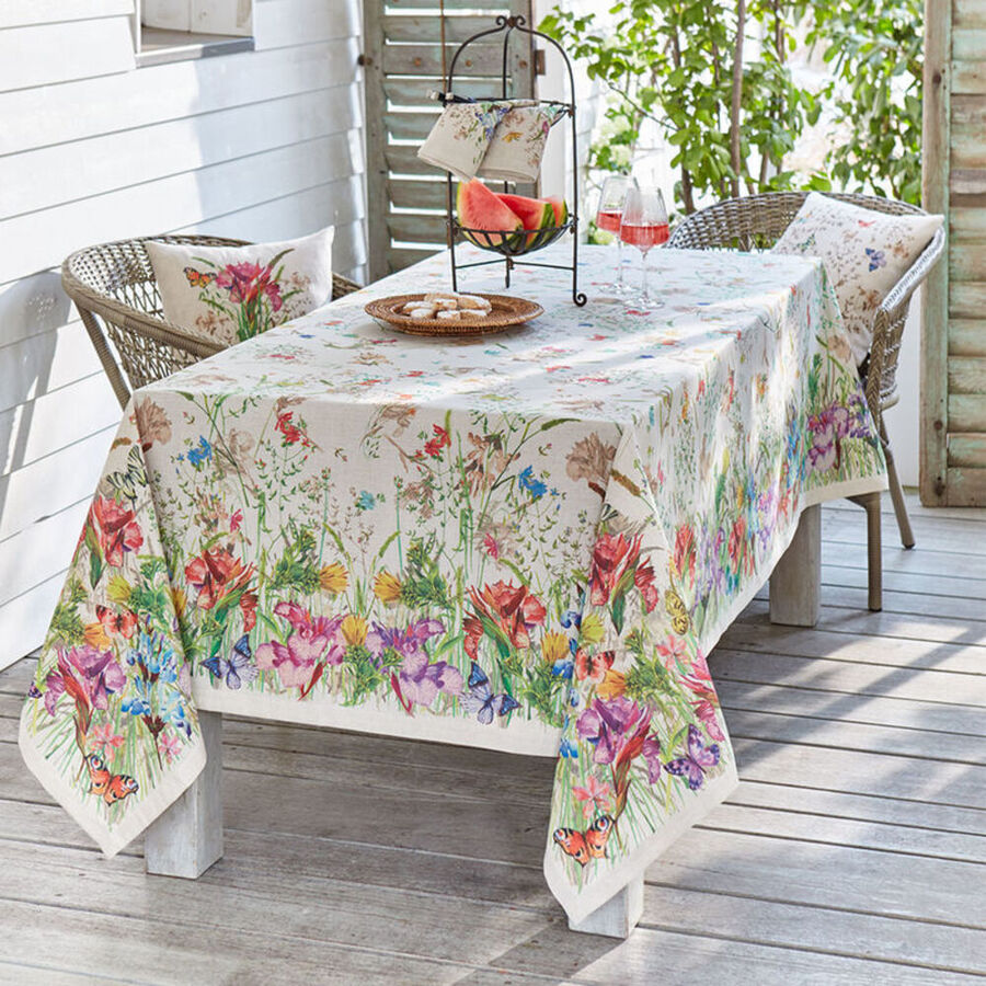 Malerische Blumen-Tischdecken für Ihre sommerliche Tafel - Julia Grote Shop