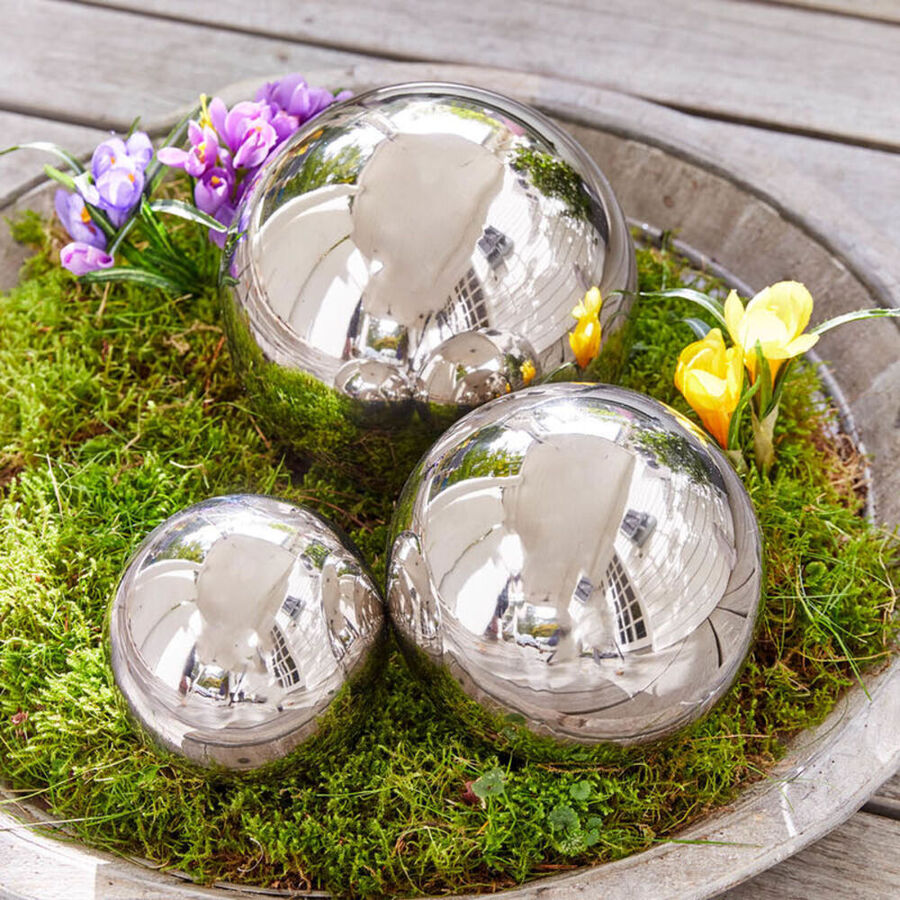 Reflektierende Edelstahlkugel für den Garten oder Teich Julia Grote Shop