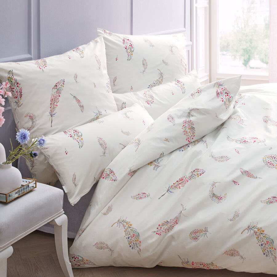 Schweizer PremiumSatinBettwäsche mit facettenreichem Blütendesign, Satinbettwäsche Julia