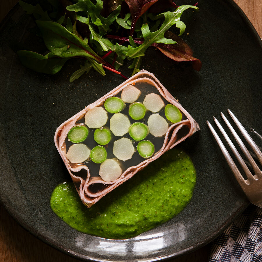 Spargel-Terrine mit Petersiliensauce Deluxe