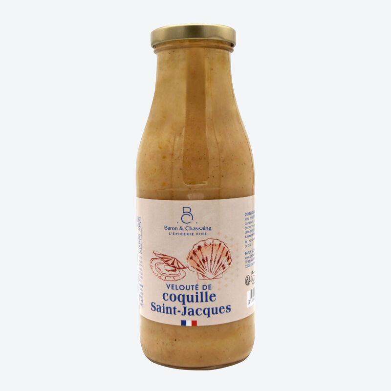 Spezialität der Bretagne: Jakobsmuschel-Velouté, Suppe aus Frankreich, Fischsuppe