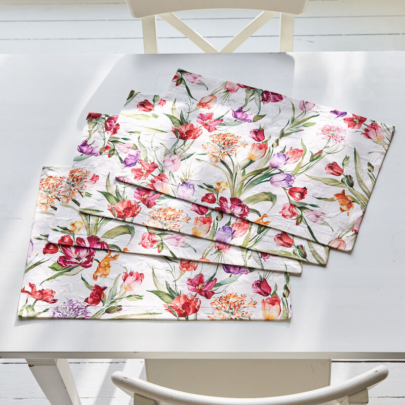 Tischsets: Florale Matelass-Tischwsche mit hochwertigem Digitaldruck