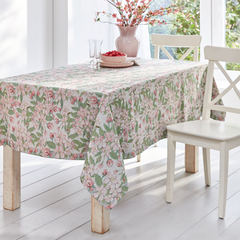 Zauberhafte schwedische Apfelblüten-Tischdecken aus Bio-Baumwolle