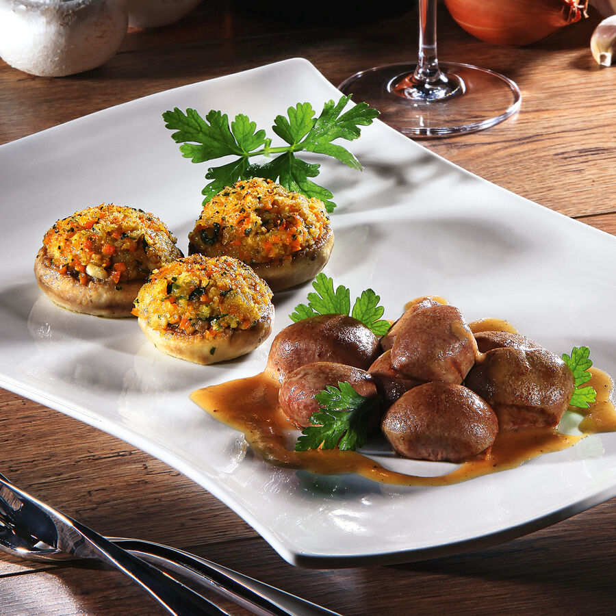 Kalbsnieren-Nüsschen, Sherrysauce und gefüllte Champignons Rezept ...