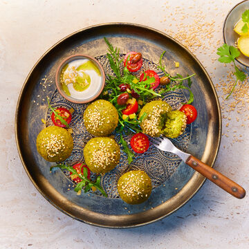 Produktbild fr 'Marokkanische Falafel mit Tahina-Sesamsauce auf Rauke'