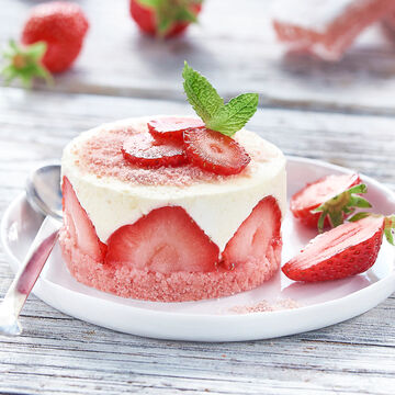 Produktbild fr 'Mini-Cheesecakes mit roten Beeren und Biskuits Roses de Reims'