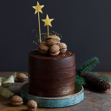 Produktbild fr 'Nougat-Torte mit Zartbitterschokoladen-Ganache und Walnusskeksen'