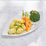 Produktbild fr 'Abtropf- und Servierplatte aus Porzellan: Ideal fr Spargel, Gemse, Fisch, Fleisch'