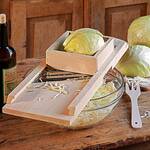 Produktbild fr 'Eine deutsche Delikatesse: Im Steinzeug-Grtopf selbst gemachtes Sauerkraut'