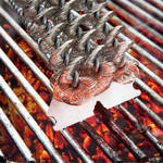 Produktbild fr 'Grillrost-Reiniger: Robuste Stahlspiralen und Schaber entfernen hartnckigste Rckstnde'