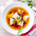 Produktbild fr 'Klassische feine deutsche Kche: Maultaschen in Rinderbrhe minutenschnell zubereiten, Fertiggericht, schnell & einfach zubereit'