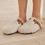 Produktbild fr 'Kuscheliger Pantoffel mit klimaregulierendem Schaffell, Slip Ons, Hausschuhe, Slippers'