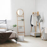Produktbild fr 'Faltbare Design-Garderobe mit Staufach schafft nachhaltig Ordnung'