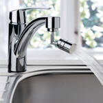 Produktbild fr 'Strahlregler-Aufsatz macht jeden Wasserhahn zur flexiblen Schwenkbrause, Strahlregler, Wasserhahn Sieb'