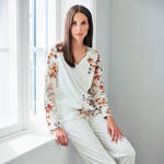 Produktbild fr 'Dezent floral gemusterter Pyjama aus atmungsaktiver Baaumwolle, Nachtwsche, Schlafbekleidung, Loungewear, Nachthemd, Schlafanzu'