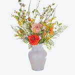 Produktbild fr 'Prachtvoller Strau mit Tulpen und Ranunkeln'