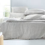 Farbe: Grau