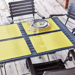 Farbe: Gelb