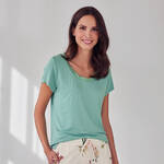 Farbe: Grn