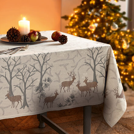 Produktbild fr ' Tischdecken: Winterwald-Impressionen auf schwedischer Jacquard-Tischwsche'