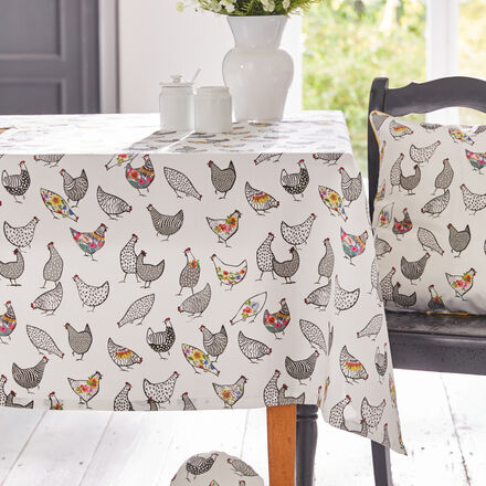 Mitteldecke Hühnerschar, 85 x 85 cm