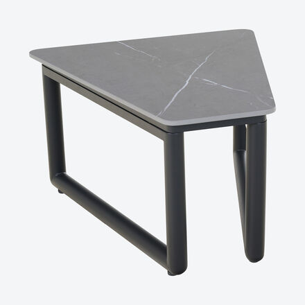 Produktbild fr 'Beistelltisch in Trapezform fr drauen'
