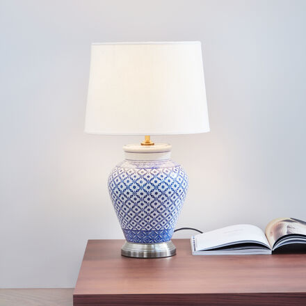 Produktbild fr 'Eleganz im Ming-Stil: Handbemalte Keramik-Tischlampe'