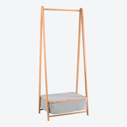 Produktbild fr 'Faltbare Design-Garderobe mit Staufach schafft nachhaltig Ordnung'