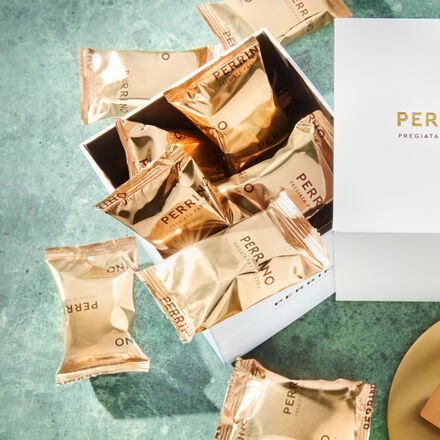 Produktbild f�r 'Italienische Haselnuss-Pralinen &ndash; dreischichtig & handgefertigt'