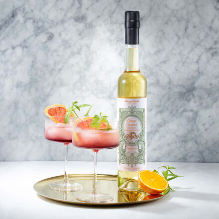 Produktbild fr 'Kstlich erfrischend: Weier Naranja-Wermut mit mallorquiner Orange'