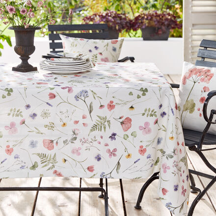 Produktbild f�r 'Nappe fleurie en coton - motif de fleurs des pr�s'