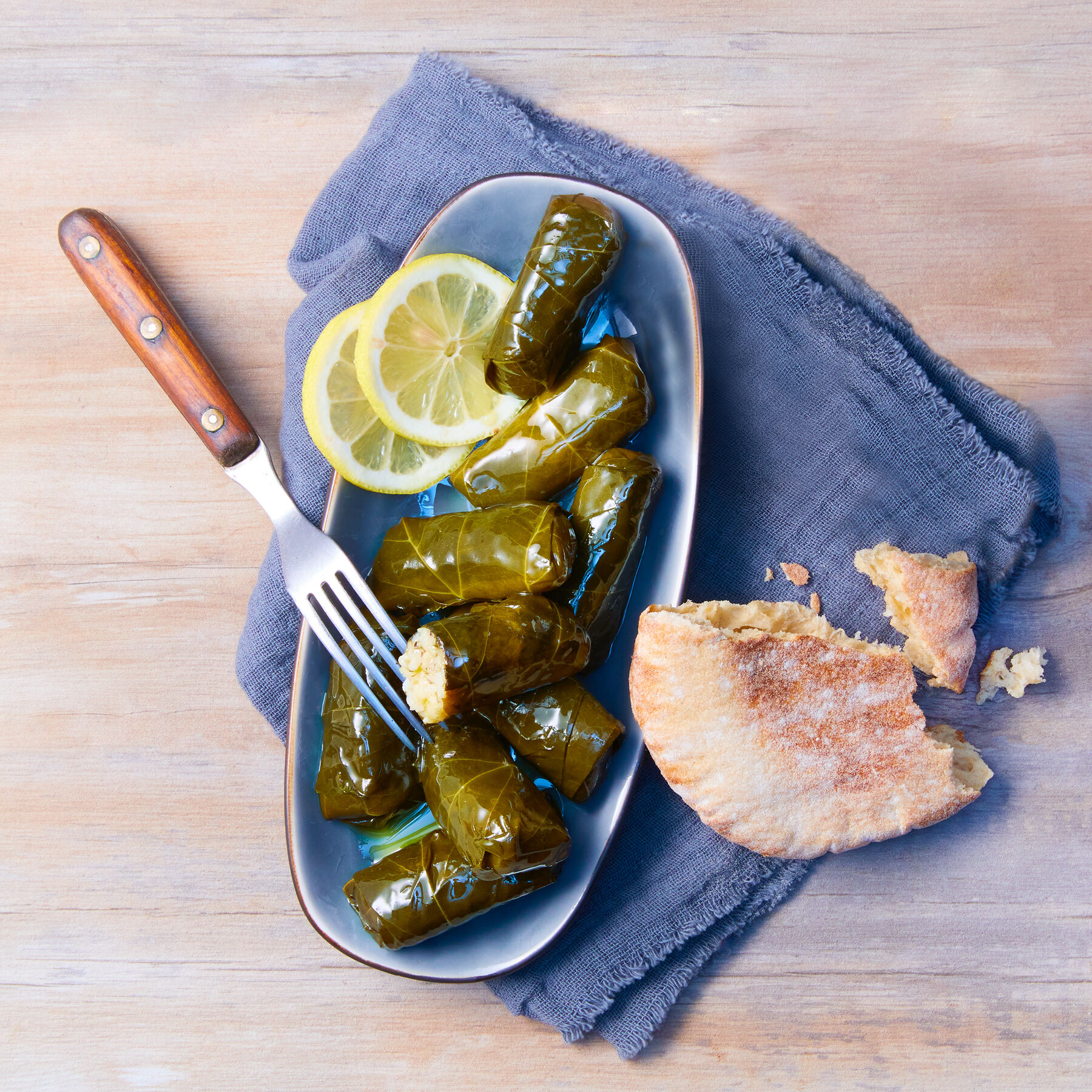 BIO-Dolmades: Gefüllte Weinblätter - köstliche griechische Spezialität ...